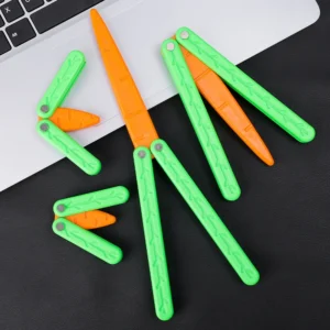 Simulation Carrot Butterfly Knife Gravity 3D Printed Plastic Folding Knife Toys Kids Mini Swinging Knife Action Training Props 