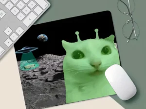 Alien Cat Meme Mouse Pad - Quirky Non-Slip Color Edge Portable Mat for Laptop Office & Gaming Kawaii Cat Desk Mat